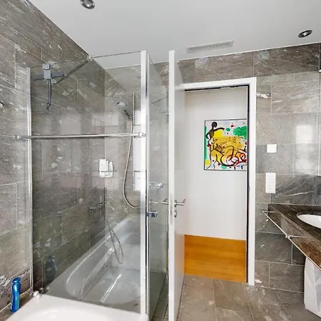 225 Apartment St. Moritz